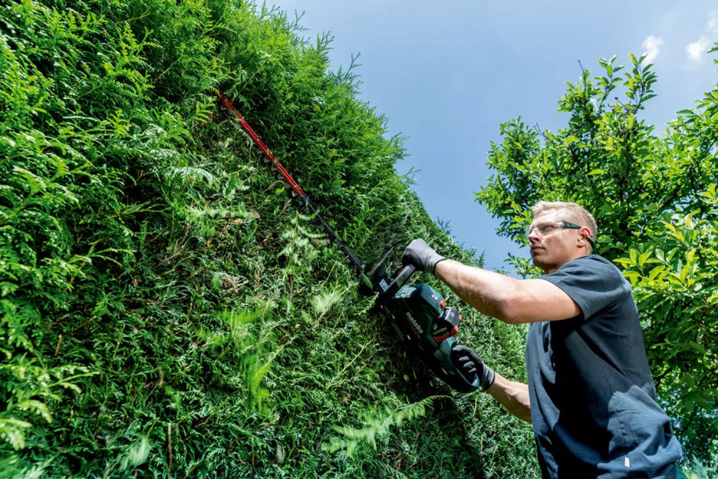 Metabo HS 18 LTX BL 65 – Accu Heggenschaar – 65 cm – 18V – Koolborstelloze motor – Lichtgewicht en krachtig