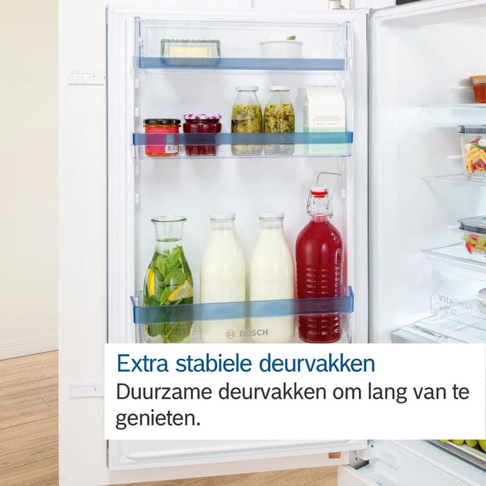 Bosch KIL82VFE0